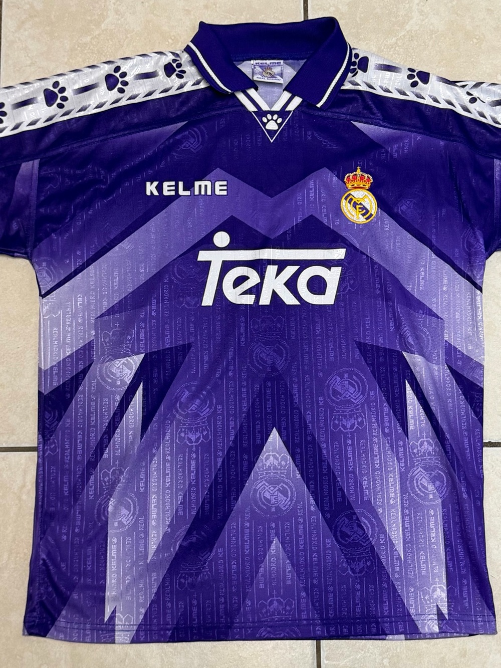 Vintage 1996-97 Real Madrid Kelme Away Jersey